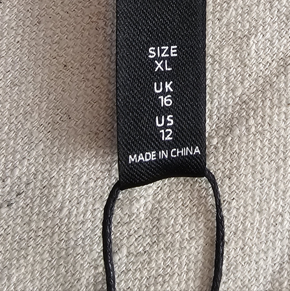 Just Fashion Now Blue and White Aztec Long Sleeve Top - Picture 9 of 9